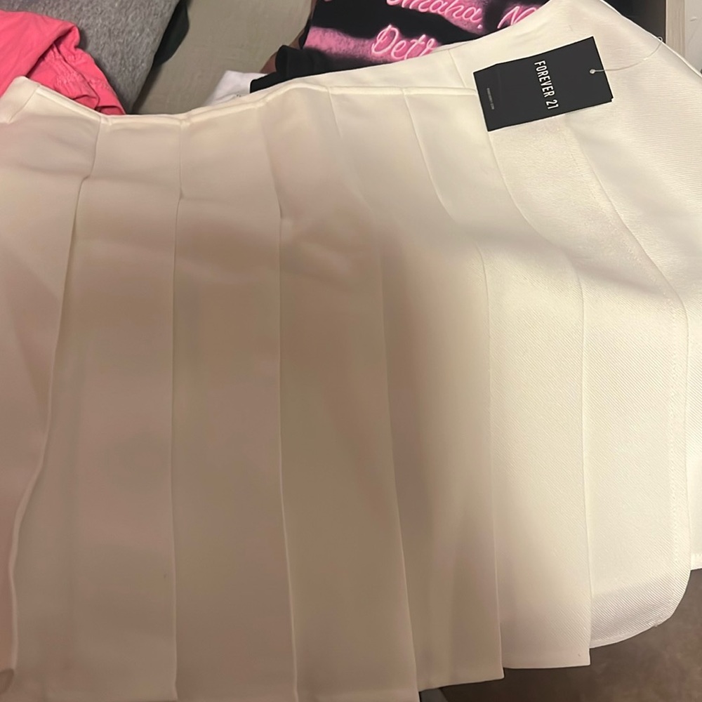 White skirt brand new with tags